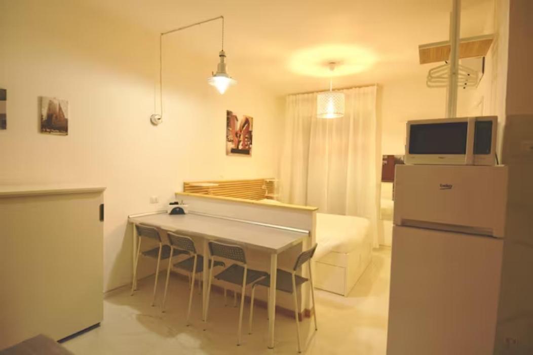 Residence Da Gio Modena Bagian luar foto