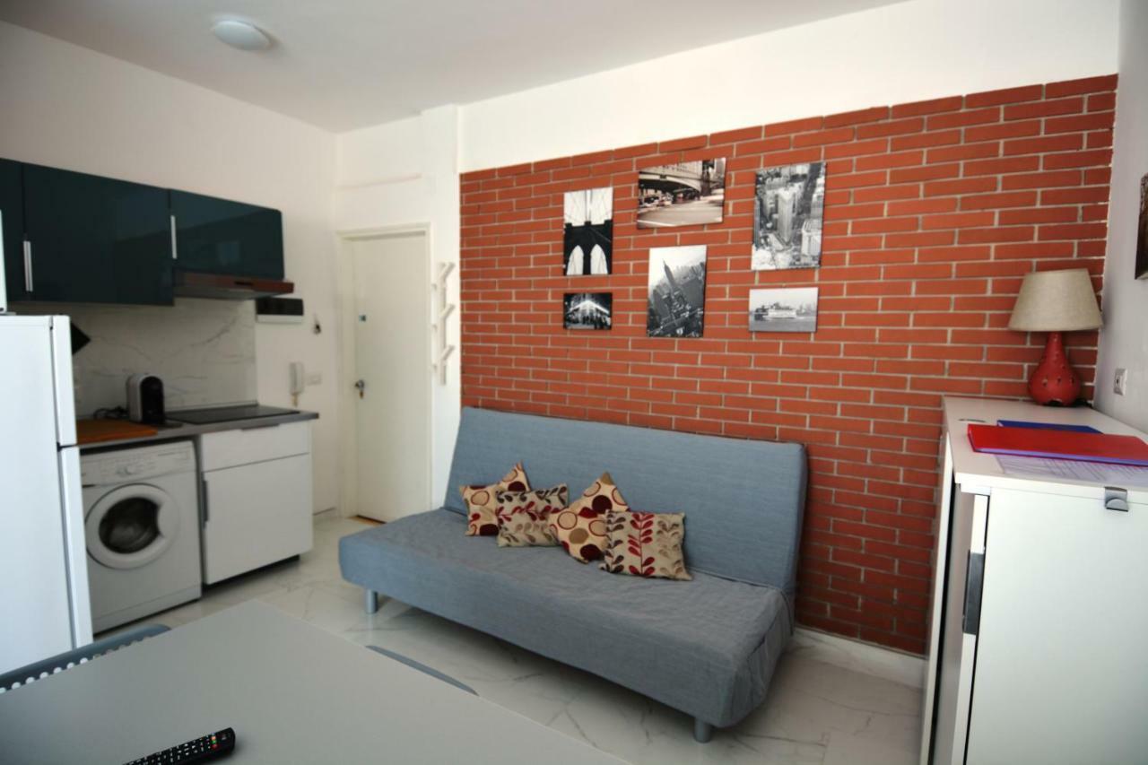 Residence Da Gio Modena Bagian luar foto