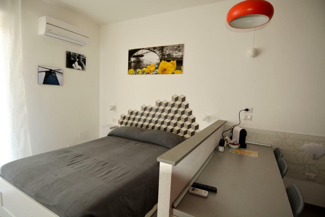 Residence Da Gio Modena Bagian luar foto